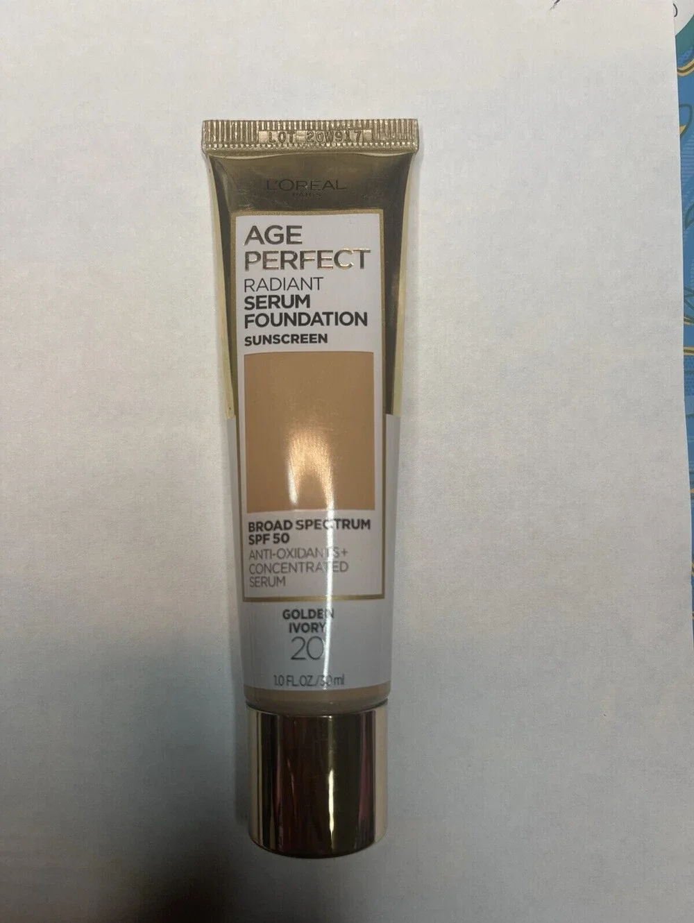 L'Oreal Paris Age Perfect Radiant Serum Foundation With SPF 50 Golden Ivory 20
